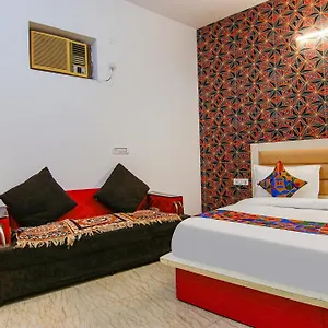 Fabexpress Gross Plaza 4* New Delhi