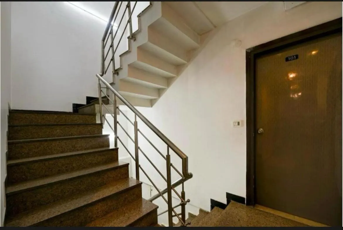 Hotel De Moon Residency-National Highway- 8,Mahipalpur New Delhi