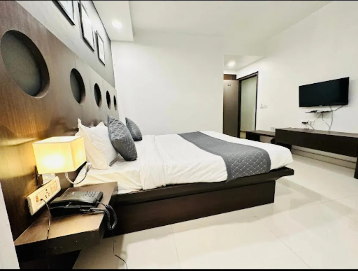 Hotel De Moon Residency-National Highway- 8,Mahipalpur New Delhi India